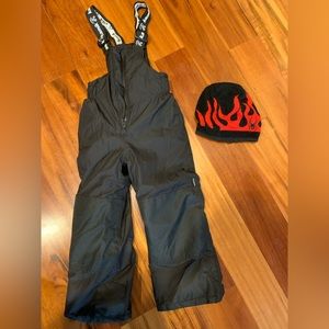 6T Kamik snow pants and spider hat